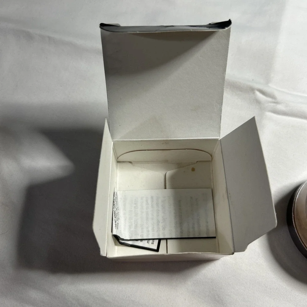 Mary Kay Mineral Powder Foundation BEIGE 2 040989 DISCONTINUED Product NOS NIB